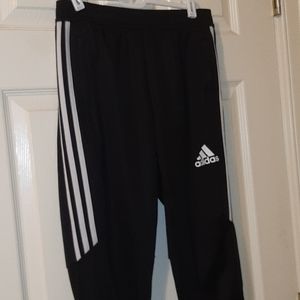 Trio 19 Adidas Training Paints